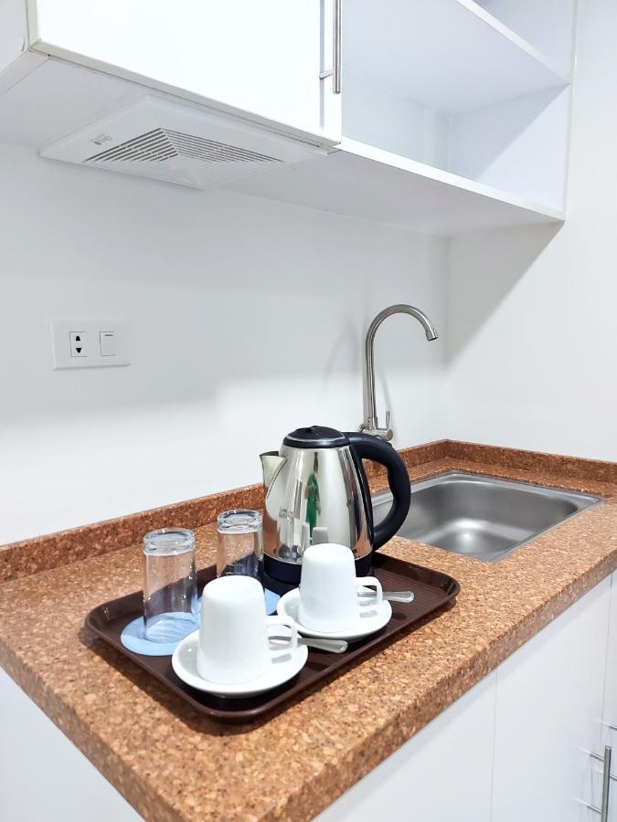מנילה Airobedz Makati - A Value Hotel מראה חיצוני תמונה