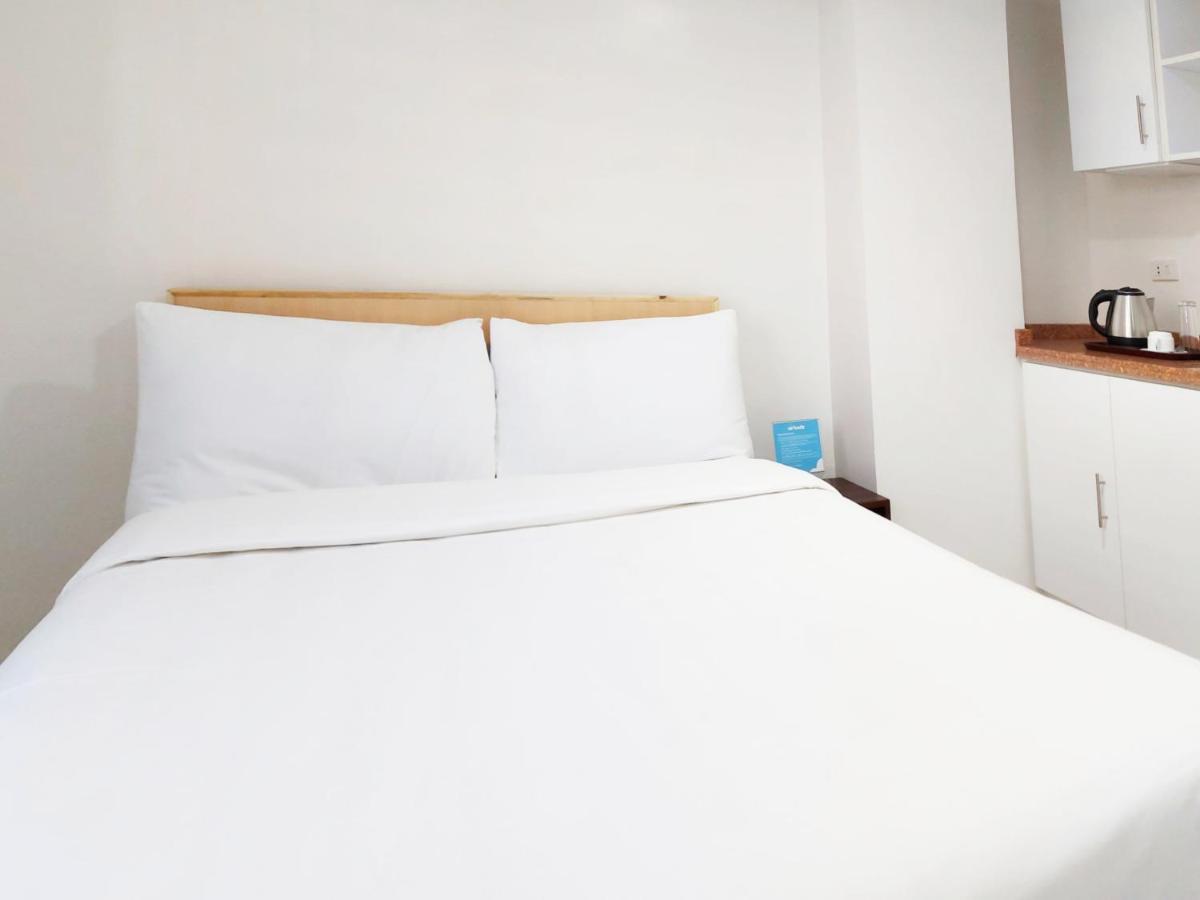 מנילה Airobedz Makati - A Value Hotel מראה חיצוני תמונה